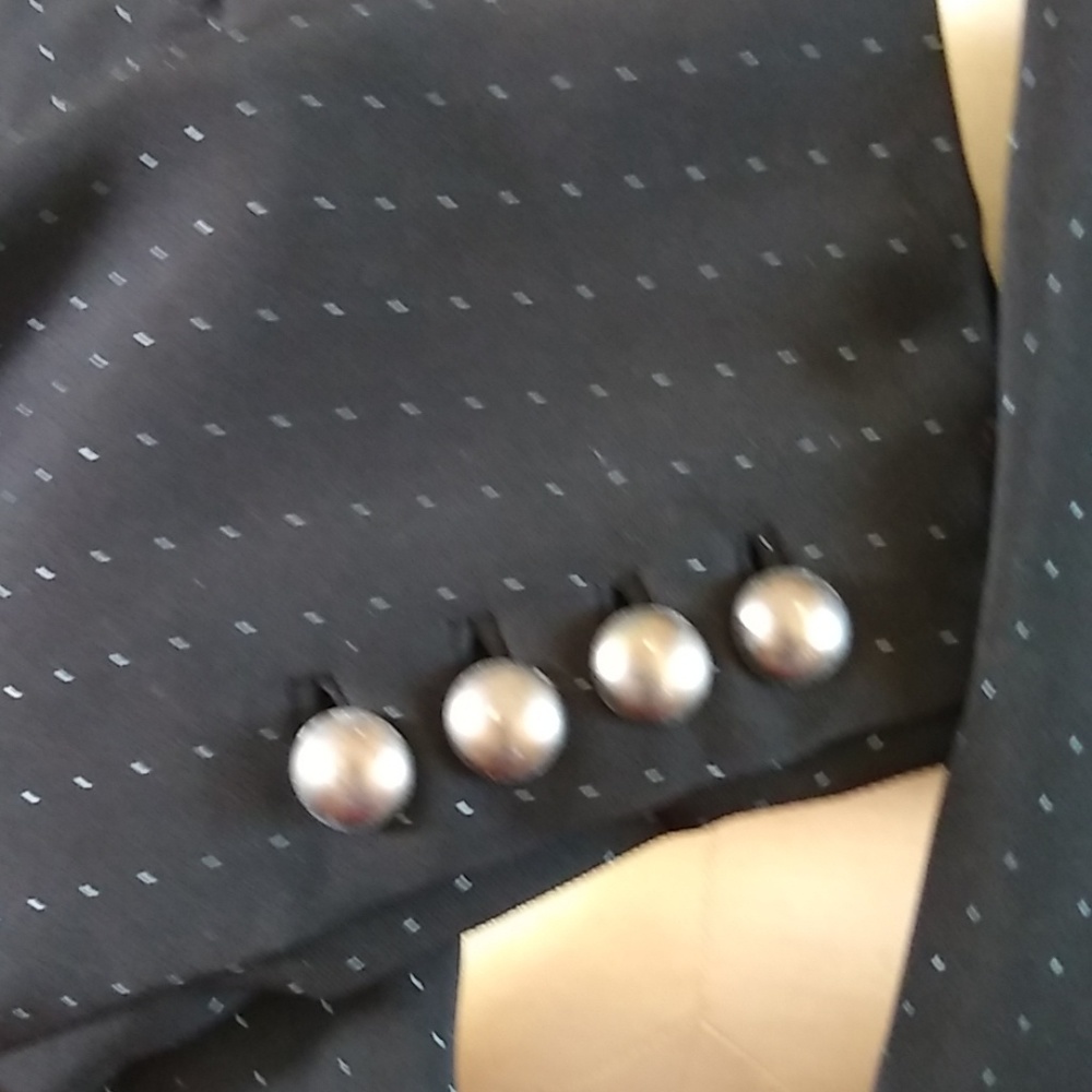 Signature Jacket - Picture 3 of 6